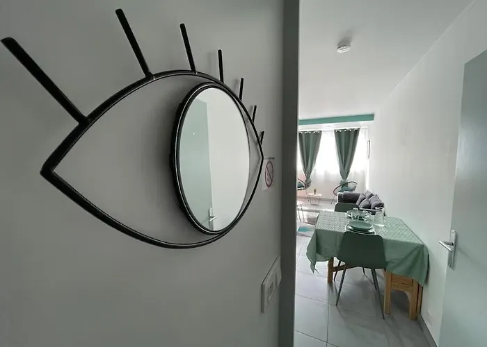 2 Pieces, Lumineux, Avec Parking