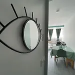 2 Pieces, Lumineux, Avec Parking