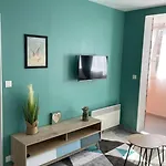 Apartment 2 Pieces, Lumineux, Avec Parking *