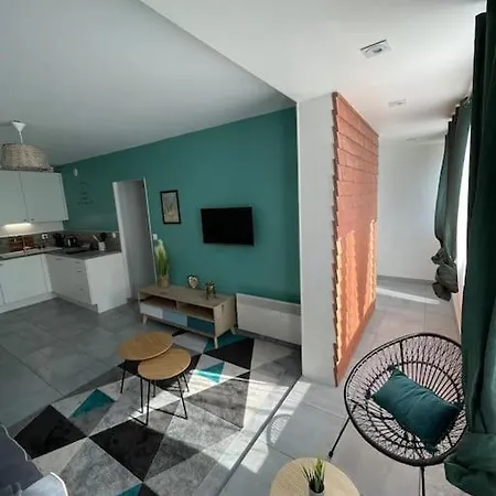 아파트 2 Pieces, Lumineux, Avec Parking *