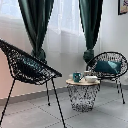 2 Pieces, Lumineux, Avec Parking 꺄부흐