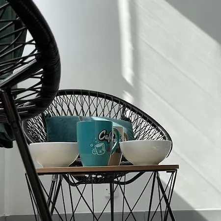 2 Pieces, Lumineux, Avec Parking