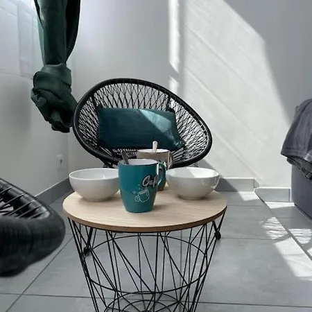 아파트 2 Pieces, Lumineux, Avec Parking 꺄부흐