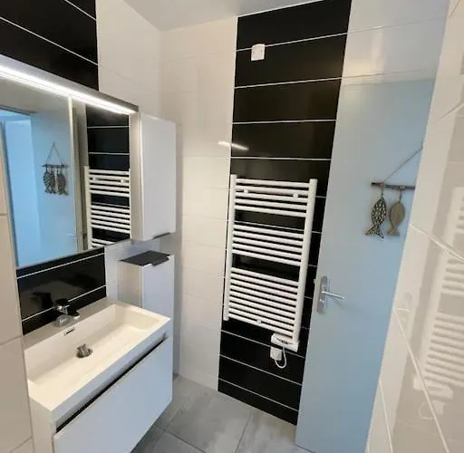 2 Pieces, Lumineux, Avec Parking Apartamento *